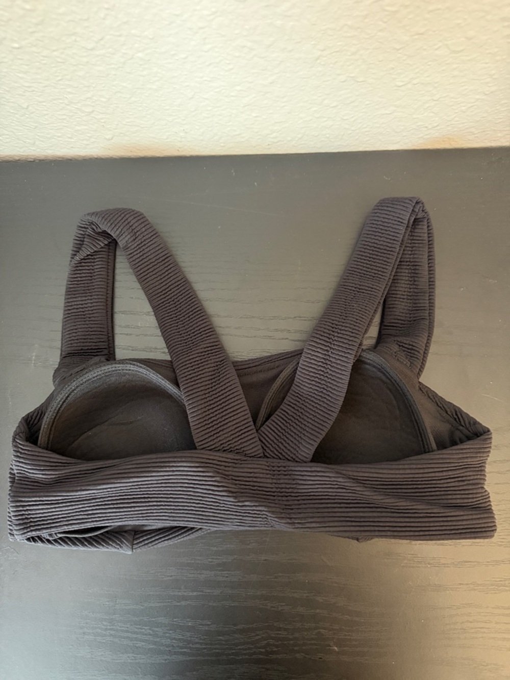 Gym top - Picture 2 of 3
